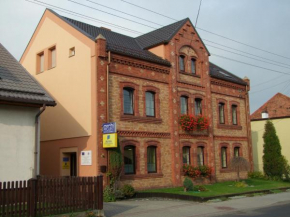 U Henriety, Wojnowice